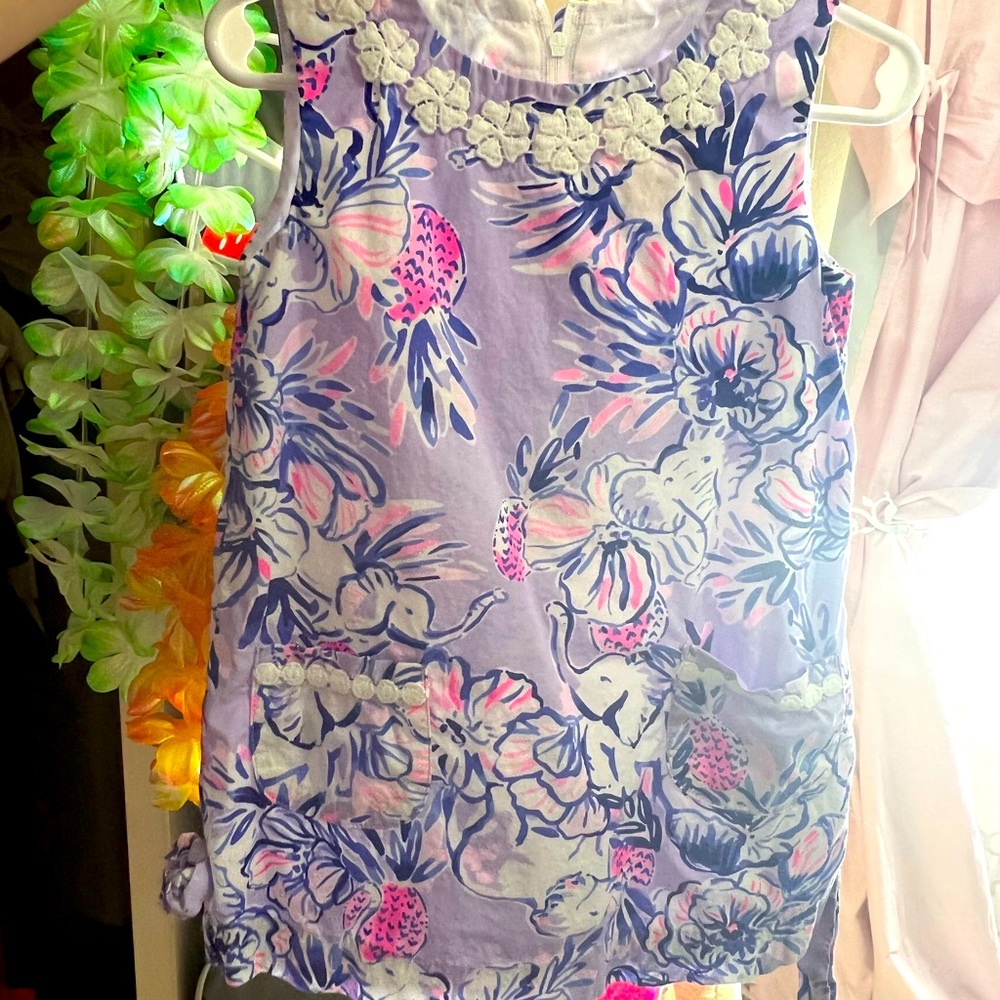 🌸🐘🌺 Lilly Pulitzer shift dress in the print “Trunks In The Air.” 🌺🐘🌸